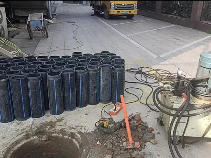 冠县PE置换管厂家 DN315置换管 非开挖管短管置换